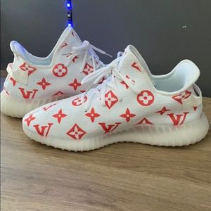 deadpool supreme shoes